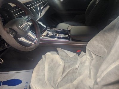 AUDI RS Q8 - 5