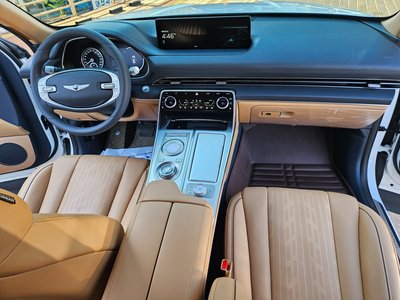 GENESIS GV80 - 10
