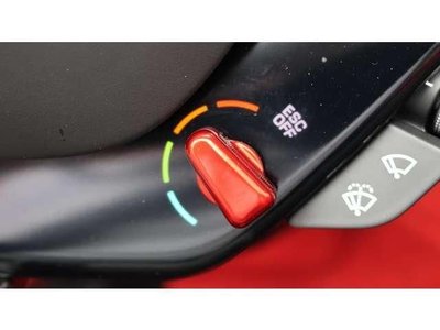 صورة 8 لـ 2025 Ferrari 296 GTS