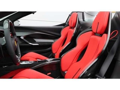 صورة 5 لـ 2025 Ferrari 296 GTS