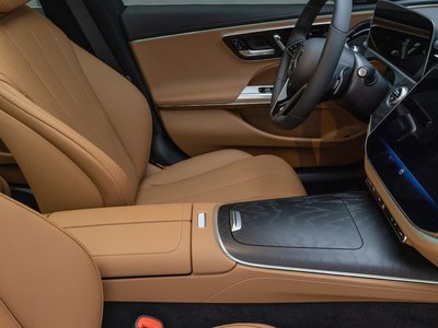 2025 Mercedes-BENZ E-CLASS — миниатюра 18