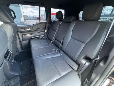 2024 Toyota LAND CRUISER 250 — миниатюра 36