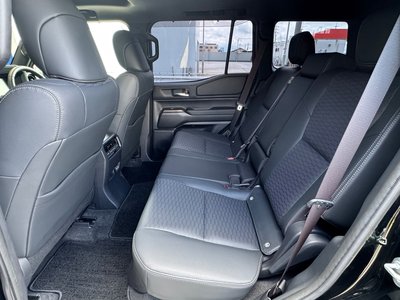 2024 Toyota LAND CRUISER 250 — миниатюра 15
