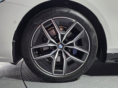 2025 BMW 5 SERIES photo 6