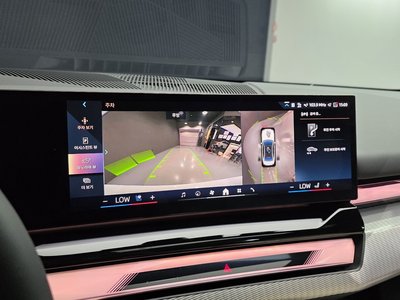 2025 BMW 5 SERIES 缩略图 21