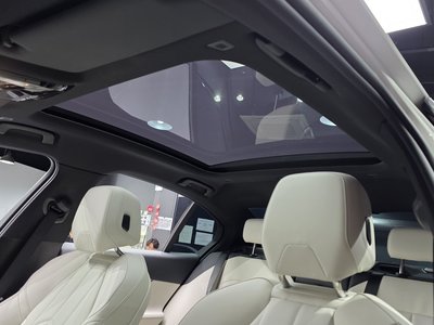2025 BMW 5 SERIES 缩略图 26