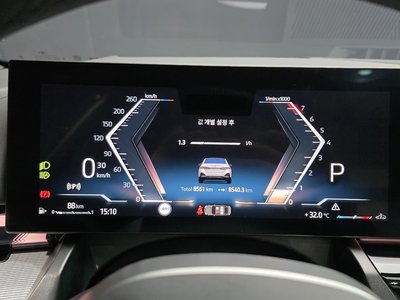 2025 BMW 5 SERIES 缩略图 11