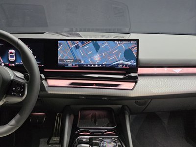 2025 BMW 5 SERIES 缩略图 31
