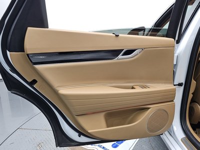 2025 Genesis G80 (RG3) thumbnail 15