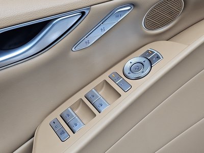 2025 Genesis G80 (RG3) thumbnail 29