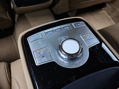 2025 Genesis G80 (RG3) thumbnail 28