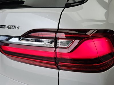 2021 BMW X7 — фото 10