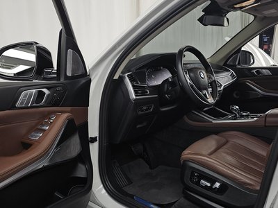 2021 BMW X7 — миниатюра 13
