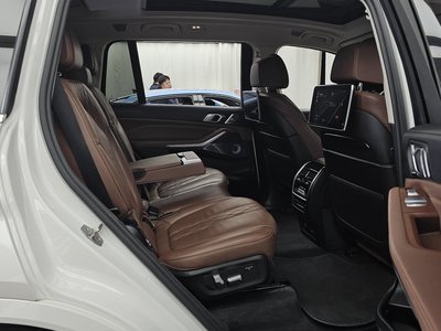 2021 BMW X7 — миниатюра 18