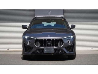 صورة 6 لـ 2021 Maserati LEVANTE