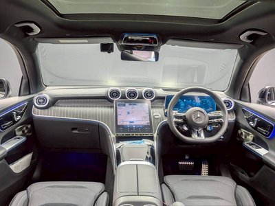2025 Mercedes-BENZ GLC AMG — фото 6