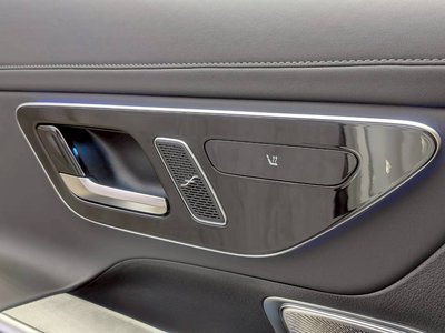 2025 Mercedes-BENZ GLC AMG — миниатюра 47