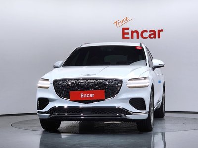 صورة 2 لـ 2025 Genesis GV70