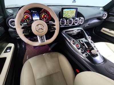 MERCEDES-BENZ GT AMG - 5