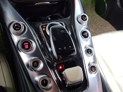 MERCEDES-BENZ GT AMG - 9