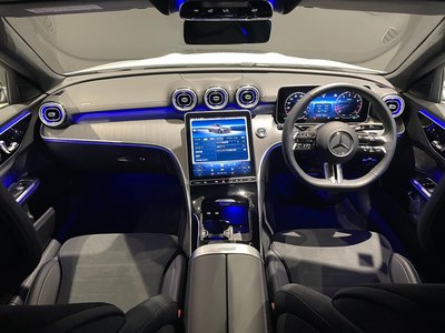 صورة مصغرة 32 لـ 2025 Mercedes-BENZ C-CLASS