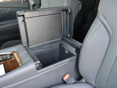 2026 Toyota ALPHARD — миниатюра 35
