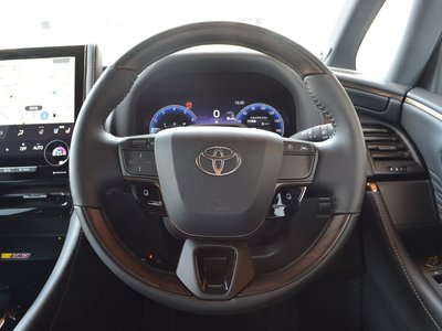 2026 Toyota ALPHARD — миниатюра 40