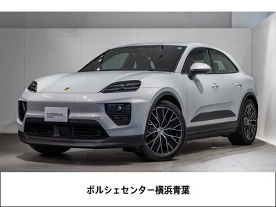 PORSCHE MACAN - 1