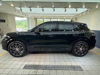 2025 Porsche CAYENNE 照片 3