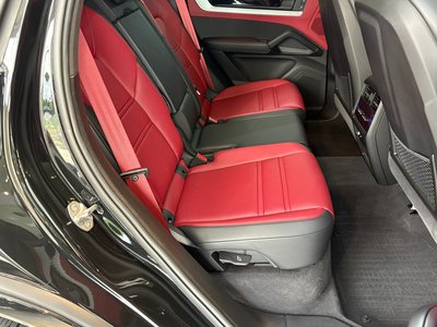 2025 Porsche CAYENNE 缩略图 11