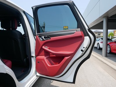 صورة مصغرة 38 لـ 2023 Porsche MACAN