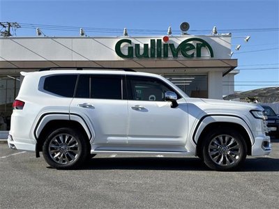 TOYOTA LAND CRUISER 300 - 6