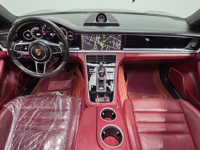 PORSCHE PANAMERA - 5