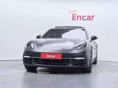 PORSCHE PANAMERA - 2