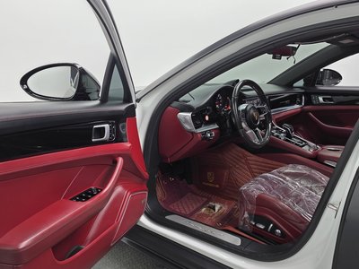 PORSCHE PANAMERA - 10