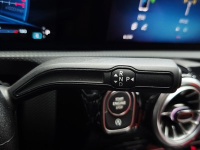 2025 Mercedes-BENZ A-CLASS — миниатюра 12