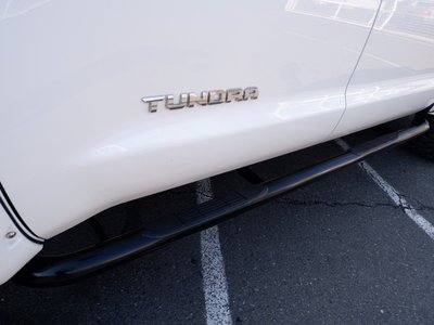 TOYOTA TUNDRA - 10