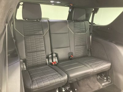 CADILLAC ESCALADE - 7