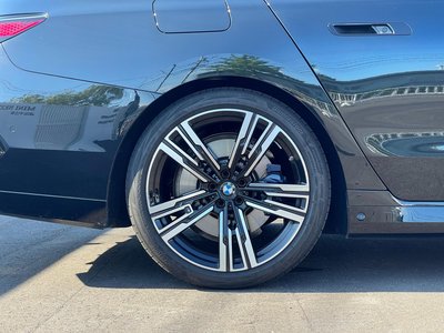 2023 BMW 7 SERIES thumbnail 17