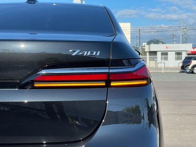 2023 BMW 7 SERIES thumbnail 23