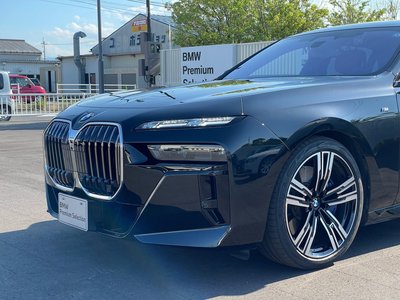 2023 BMW 7 SERIES thumbnail 18