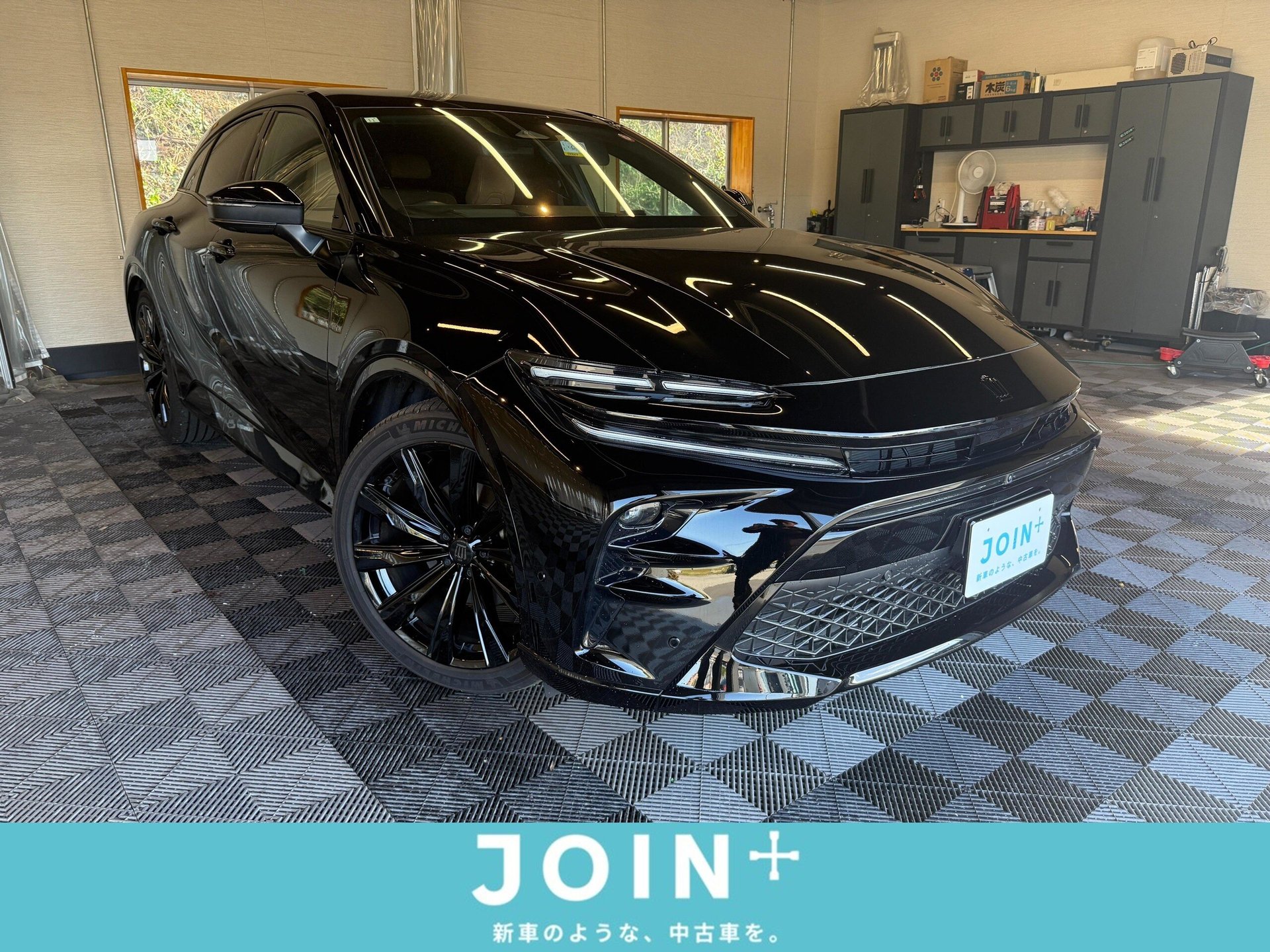 TOYOTA CROWN SPORT - View 1