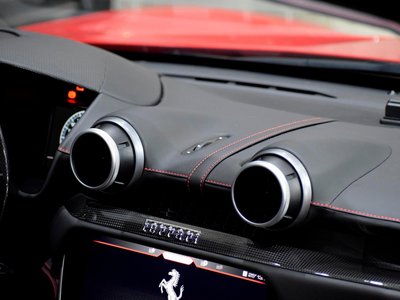 2020 Ferrari PORTOFINO thumbnail 58