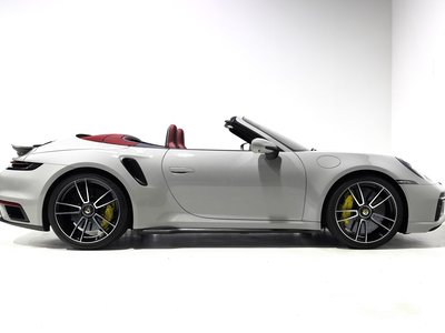 PORSCHE 911 CABRIOLET - 7