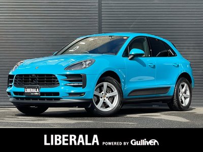PORSCHE MACAN - 1
