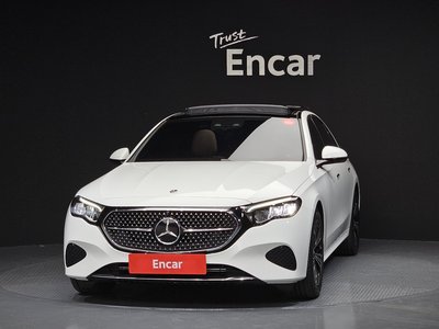 MERCEDES-BENZ E-CLASS - 2