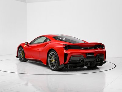 FERRARI 488 PISTA - 10