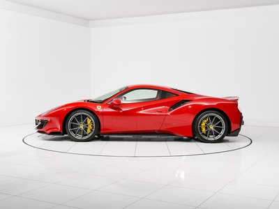 صورة مصغرة 12 لـ 2019 Ferrari 488 PISTA
