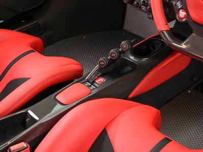 صورة مصغرة 26 لـ 2019 Ferrari 488 PISTA