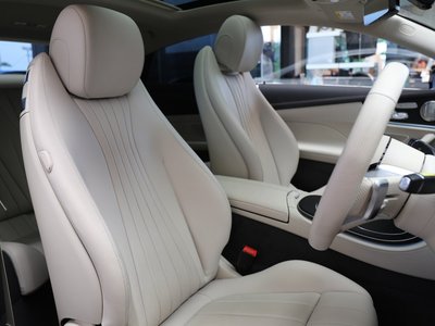 MERCEDES-BENZ E-CLASS - 3